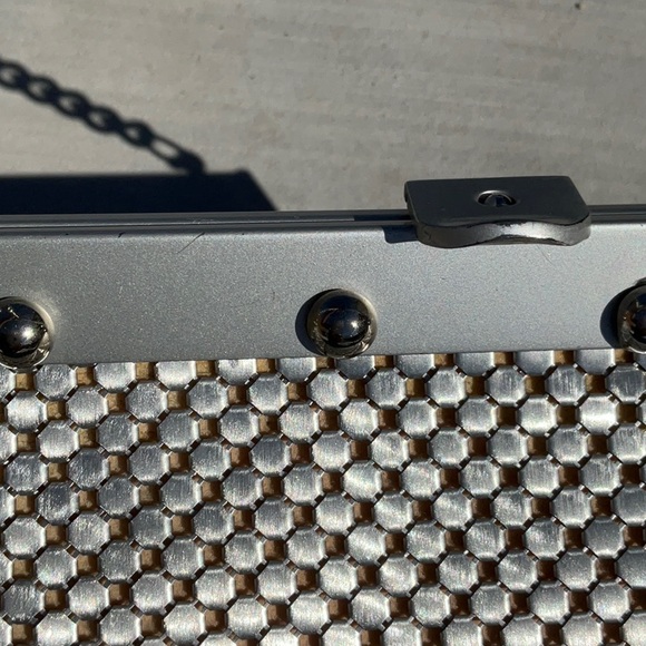 Whiting And Davis Silver Chainmail Satchel - Picture 15 of 16